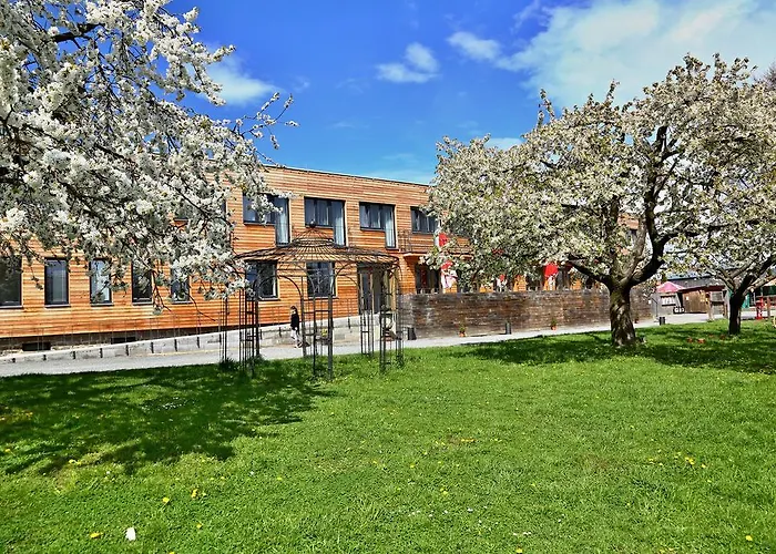 게스트하우스 Jezerna Zduchovice